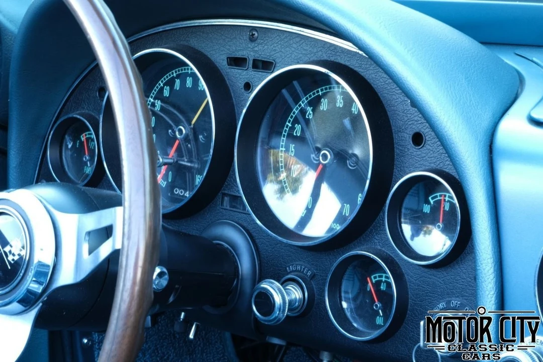 1967 Chevrolet Corvette C2 - Image 20 of 21