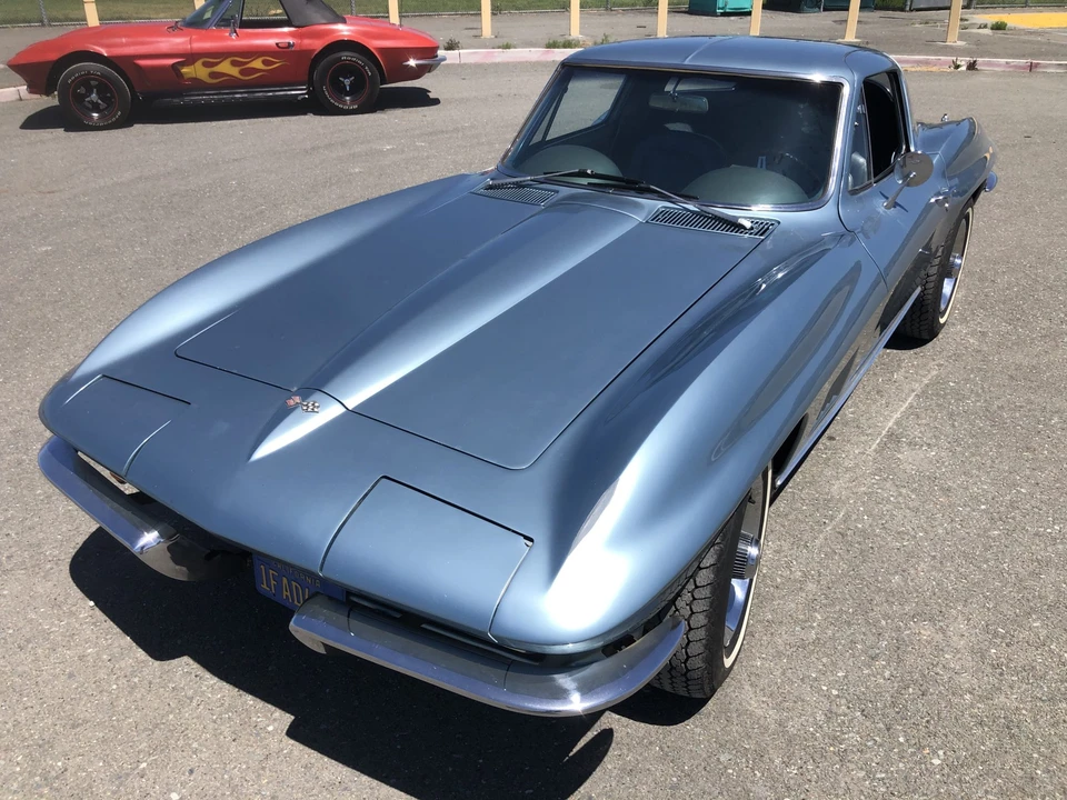 1967 Chevrolet Corvette C2 - Image 21 of 31