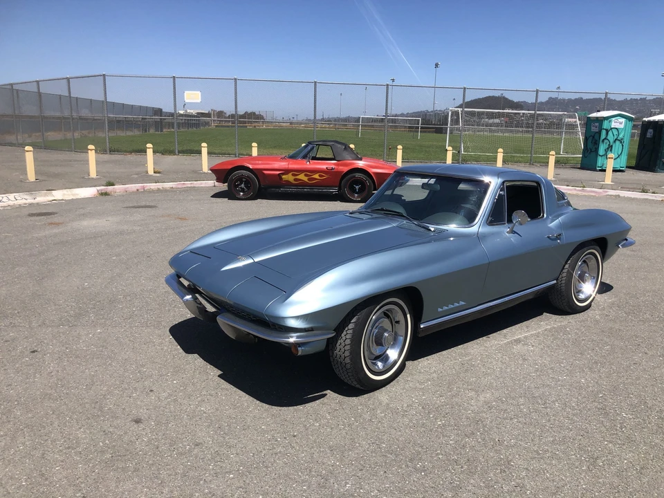 1967 Chevrolet Corvette C2 - Image 23 of 31