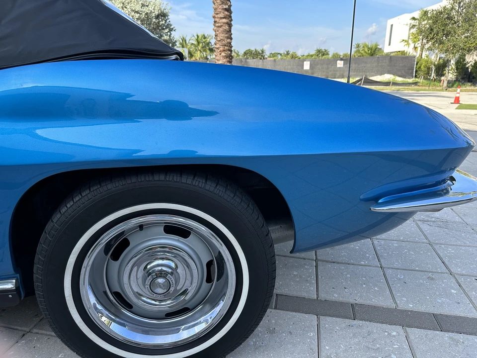 1967 Chevrolet Corvette C2 - Image 21 of 31