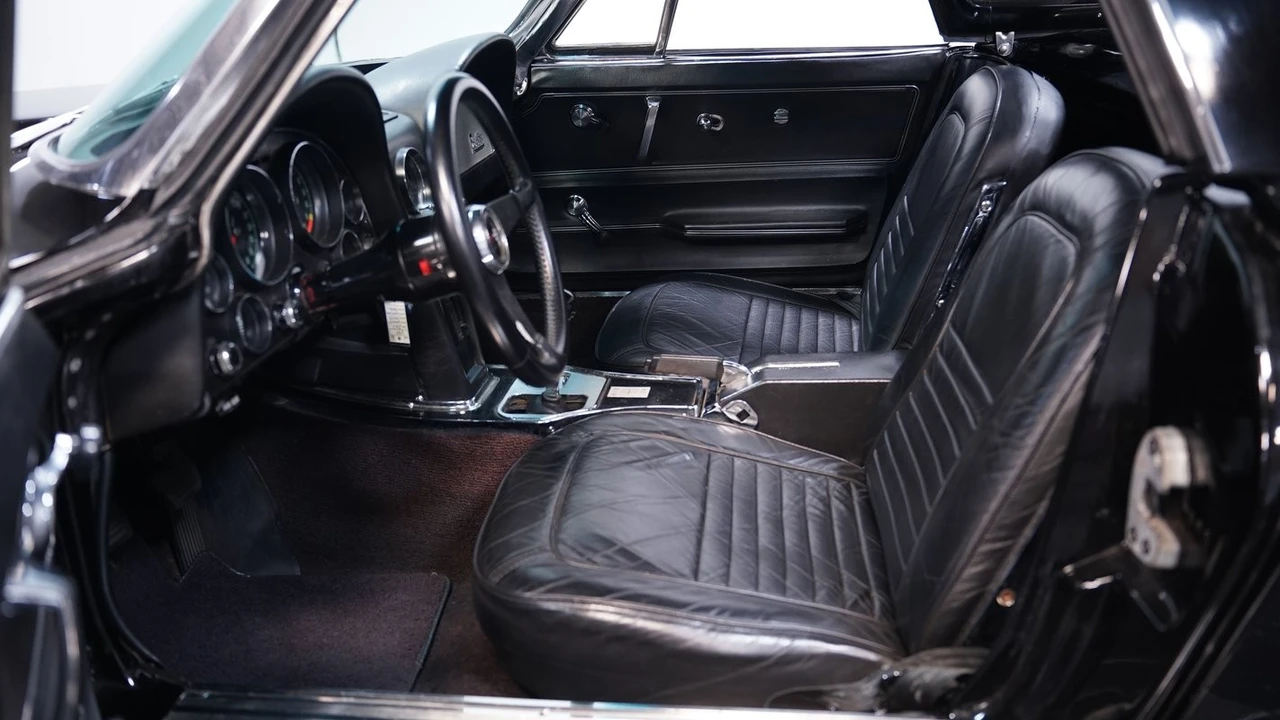 1967 Chevrolet Corvette C2 - Image 30 of 31