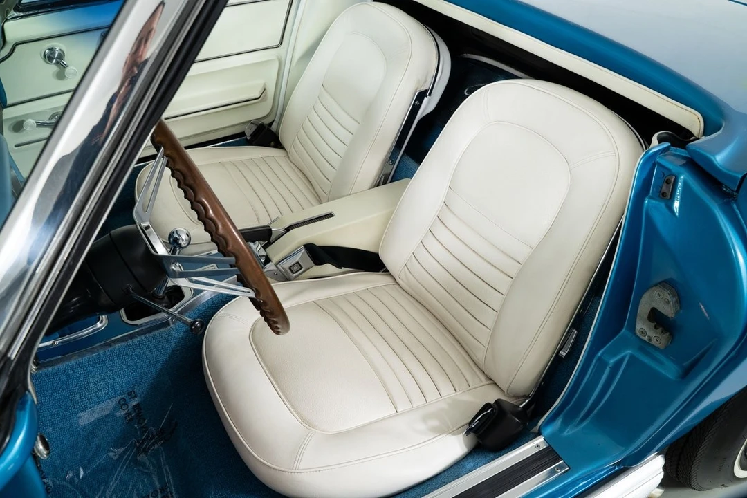 1967 Chevrolet Corvette C2 - Image 24 of 31