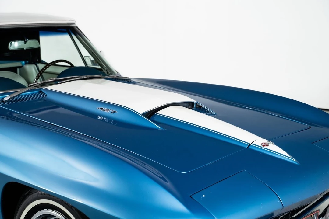 1967 Chevrolet Corvette C2 - Image 19 of 31