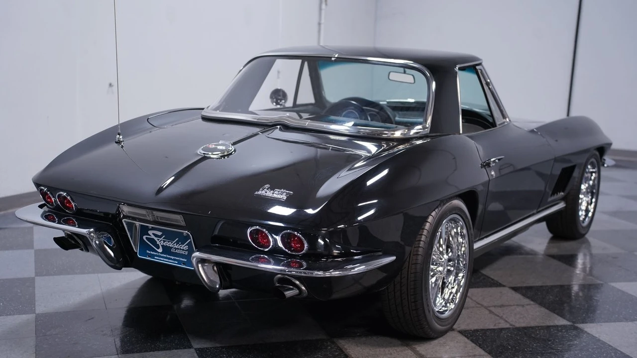 1967 Chevrolet Corvette C2 - Image 11 of 21