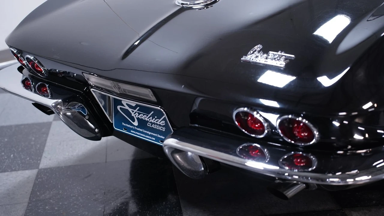1967 Chevrolet Corvette C2 - Image 22 of 31