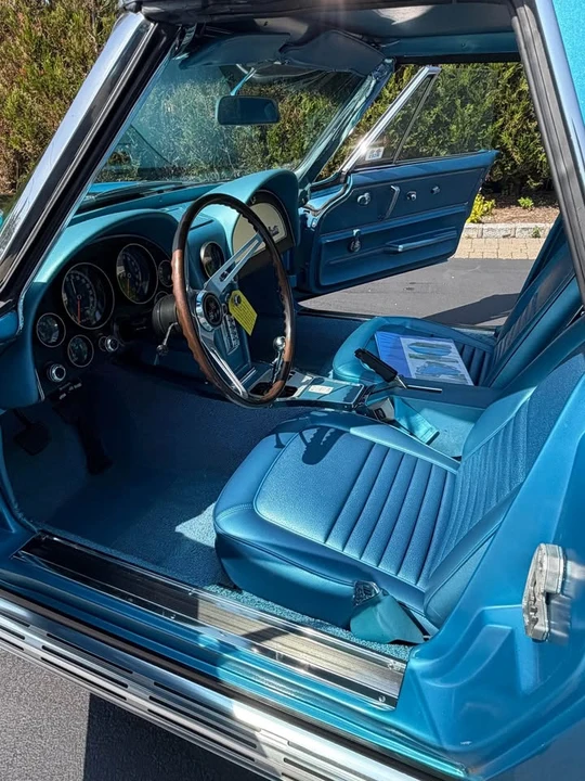 1967 Chevrolet Corvette C2 427 - Image 8 of 18