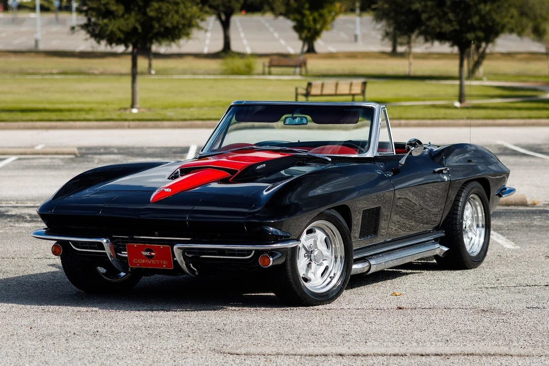 1967 Chevrolet Corvette C2 427 - Image 2 of 31