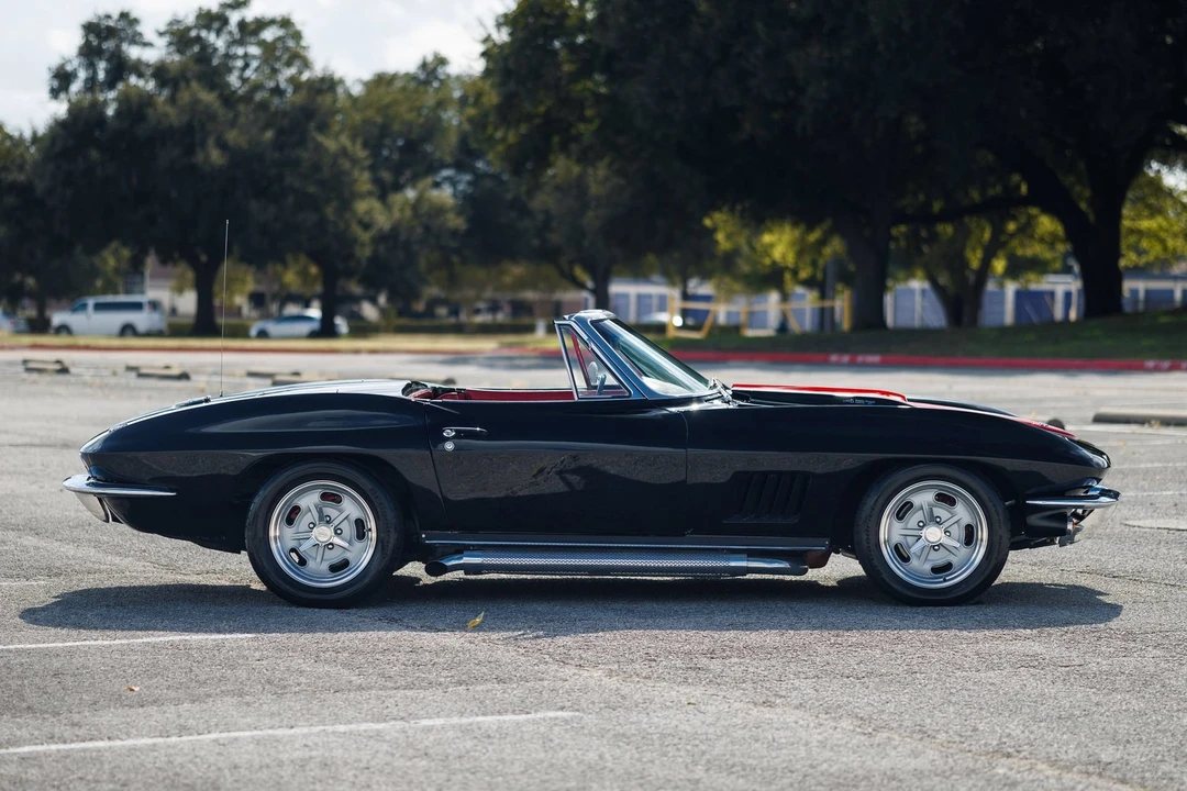 1967 Chevrolet Corvette C2 427 - Image 24 of 31