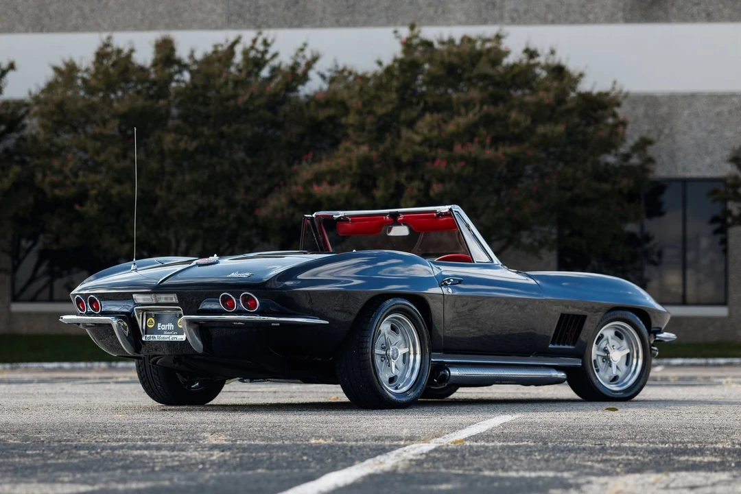 1967 Chevrolet Corvette C2 427 - Image 10 of 31