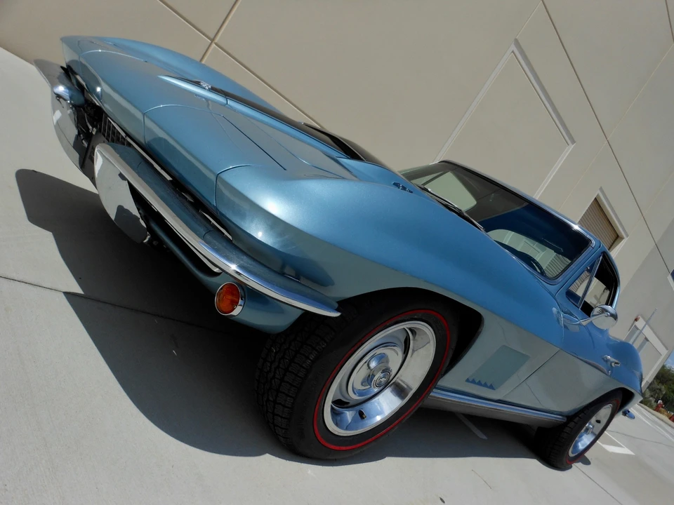 1967 Chevrolet Corvette C2 - Image 18 of 31