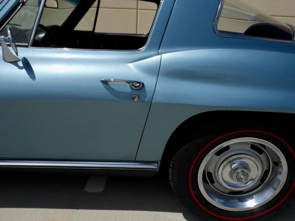 1967 Chevrolet Corvette C2 - Image 22 of 31