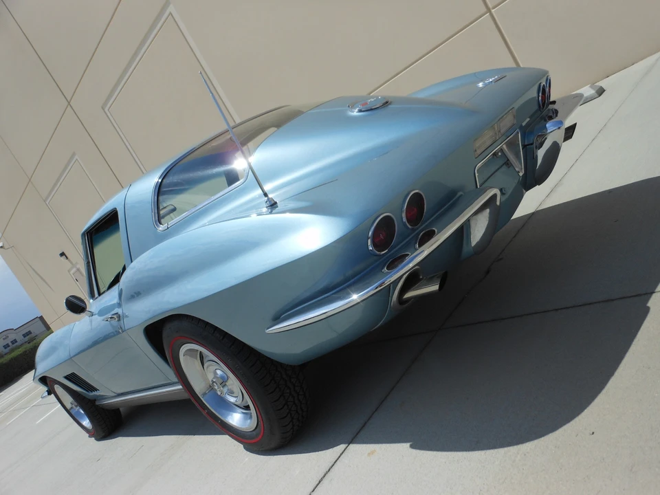1967 Chevrolet Corvette C2 - Image 15 of 31