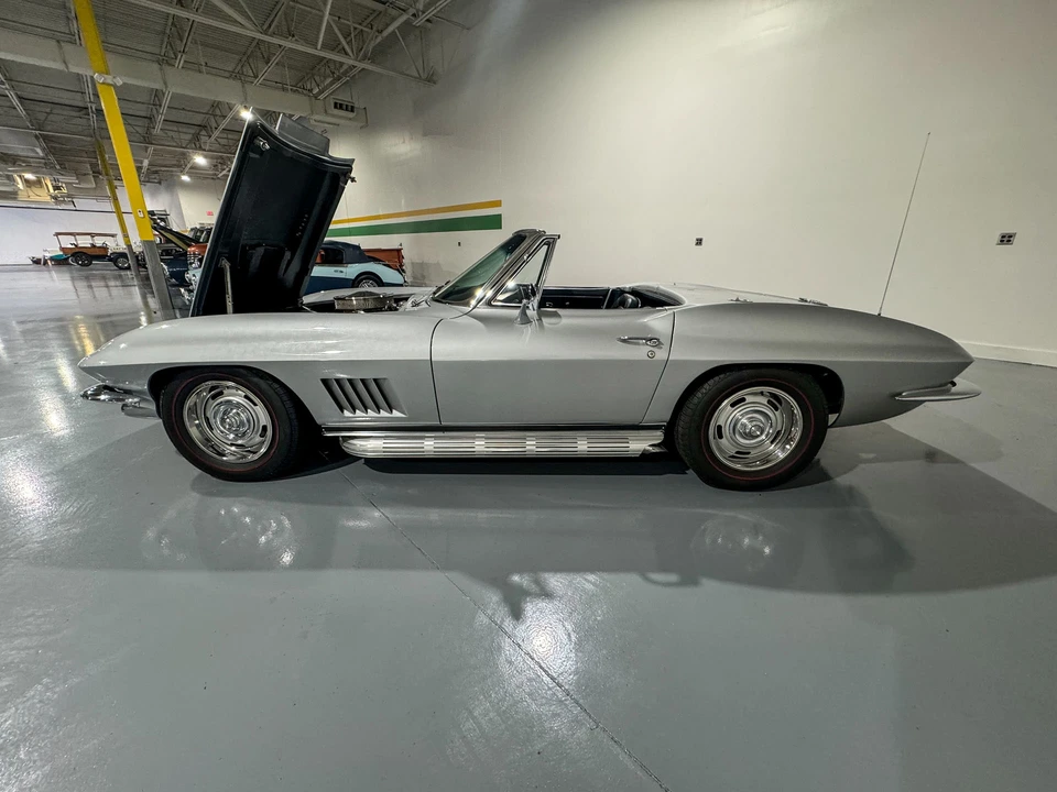 1967 Chevrolet Corvette C2 427 - Image 13 of 31