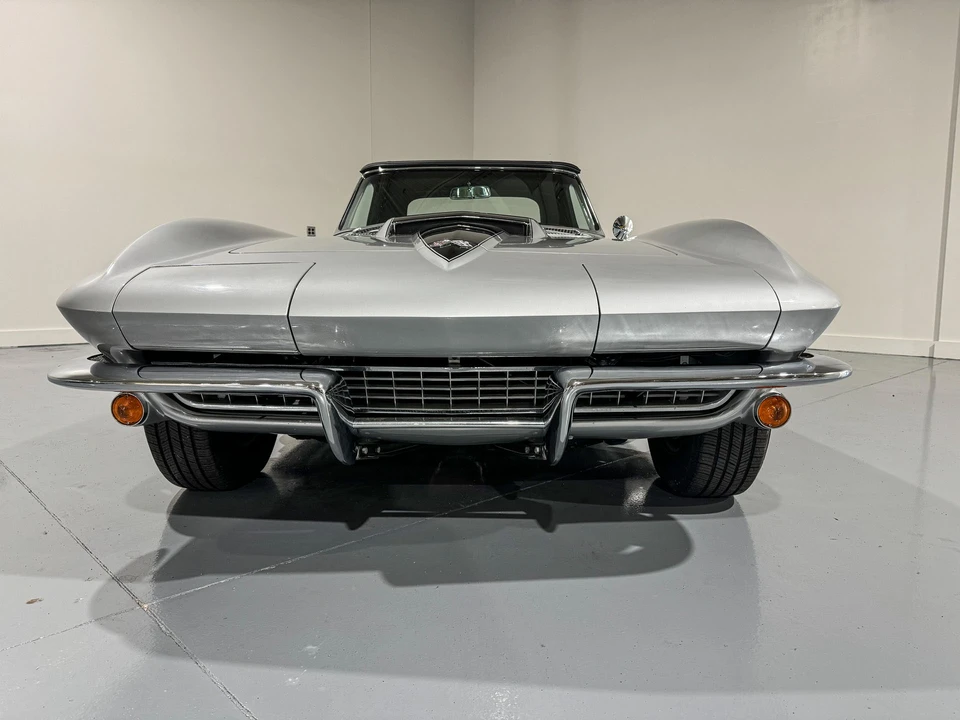 1967 Chevrolet Corvette C2 427 - Image 20 of 31