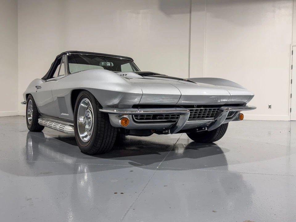 1967 Chevrolet Corvette C2 427 - Image 24 of 31