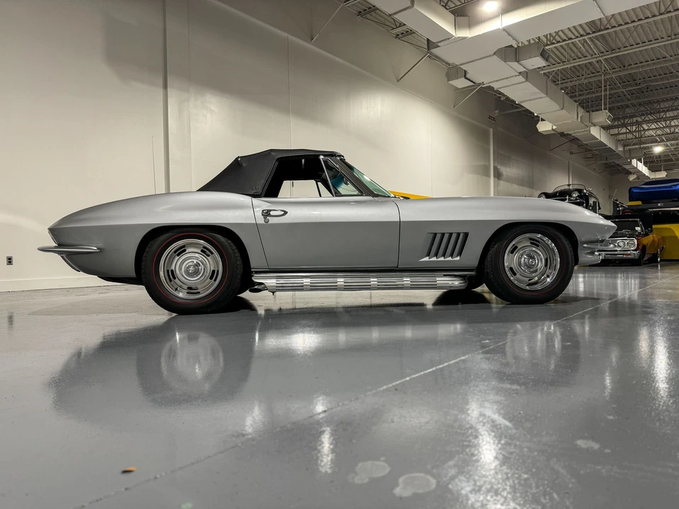 1967 Chevrolet Corvette C2 427 - Image 25 of 31