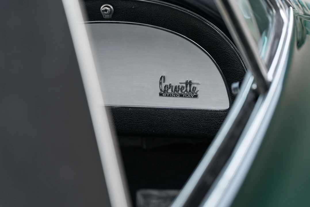 1967 Chevrolet Corvette C2 - Image 17 of 31