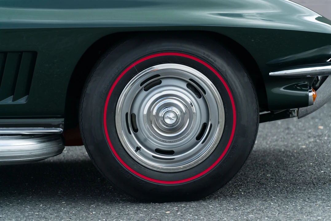 1967 Chevrolet Corvette C2 - Image 4 of 31