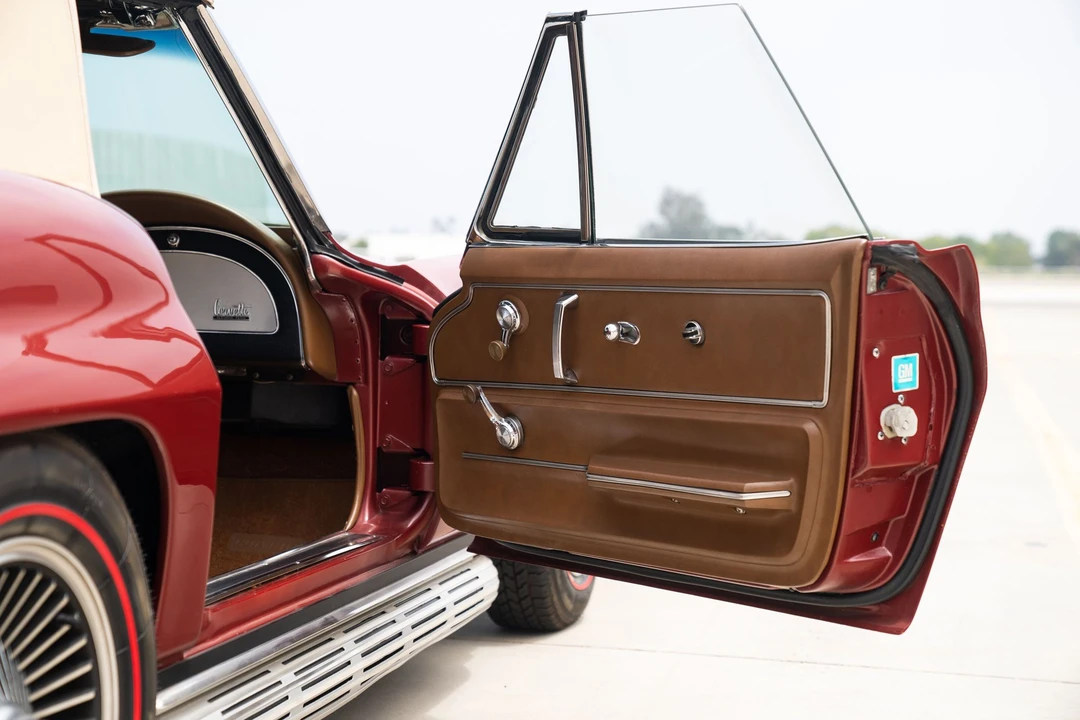 1967 Chevrolet Corvette C2 427 - Image 20 of 31