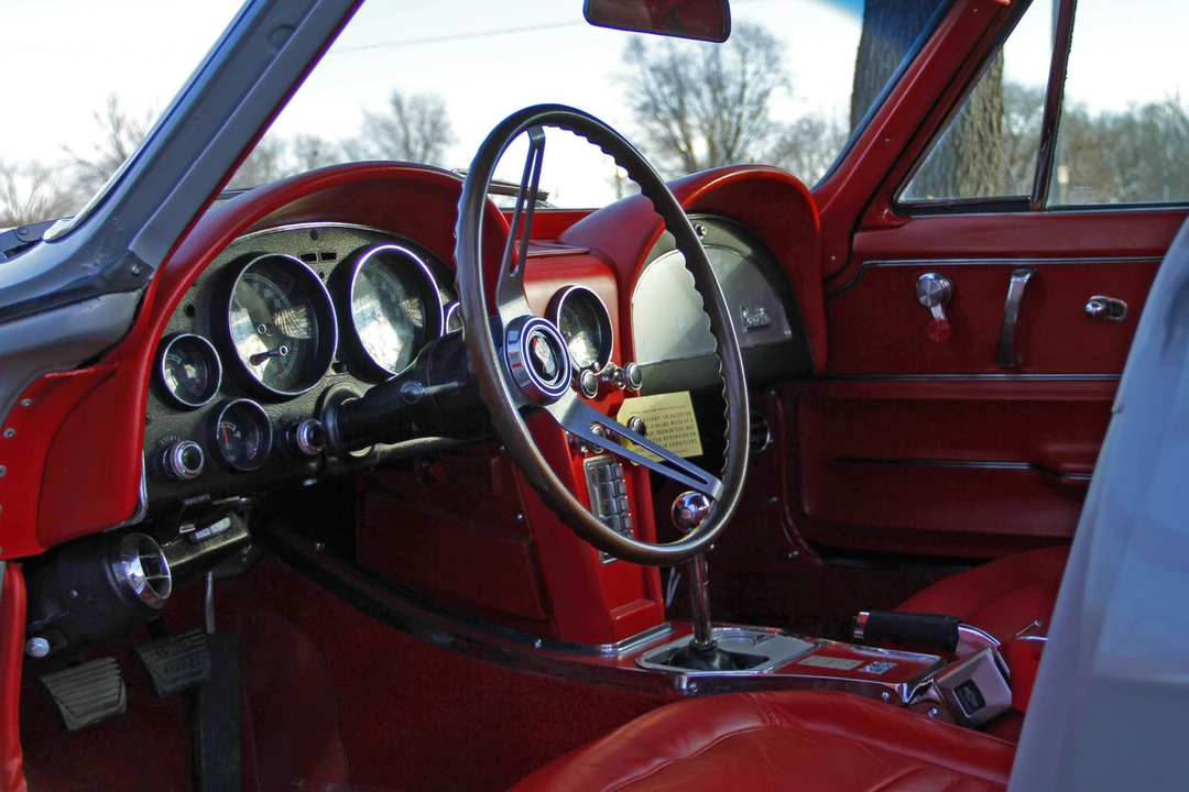 1967 Chevrolet Corvette C2 - Image 19 of 31