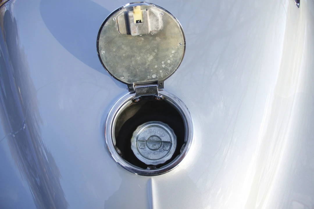 1967 Chevrolet Corvette C2 - Image 15 of 31