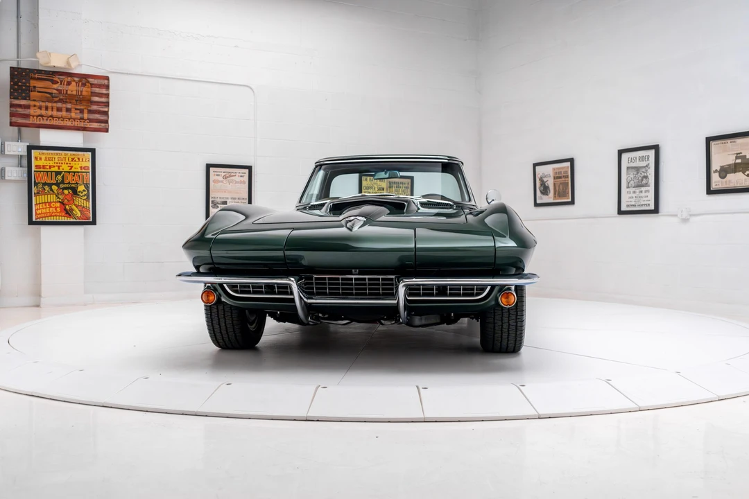 1967 Chevrolet Corvette C2 - Image 21 of 31