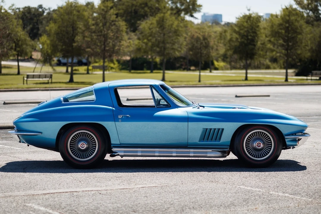 1967 Chevrolet Corvette C2 - Image 17 of 21