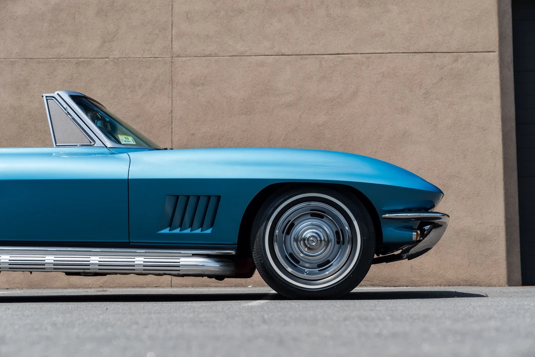 1967 Chevrolet Corvette C2 - Image 2 of 31