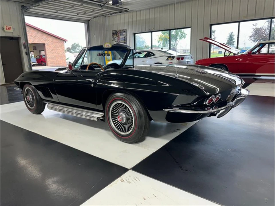 1967 Chevrolet Corvette C2 - Image 16 of 31
