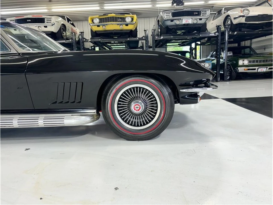 1967 Chevrolet Corvette C2 - Image 6 of 31