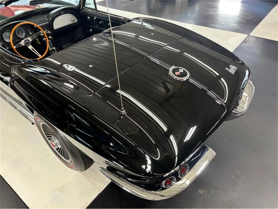 1967 Chevrolet Corvette C2 - Image 15 of 31