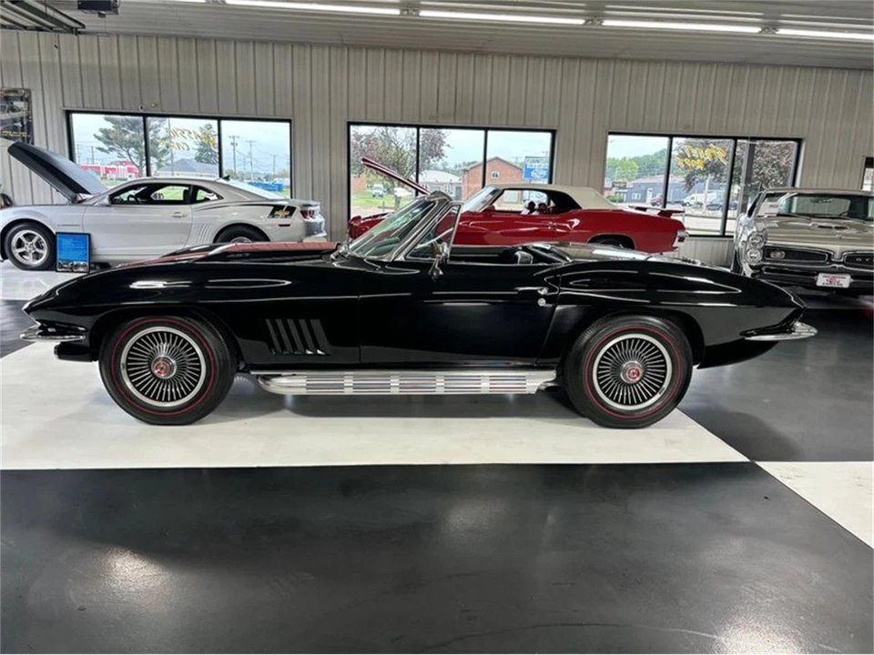 1967 Chevrolet Corvette C2 - Image 18 of 31
