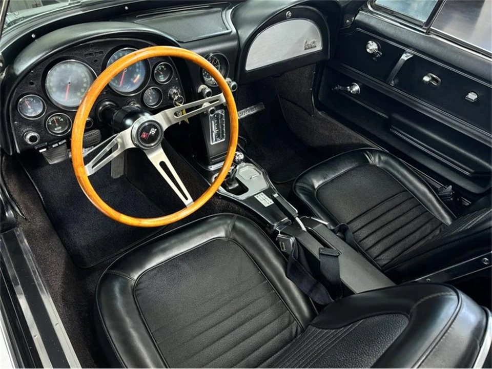 1967 Chevrolet Corvette C2 - Image 26 of 31
