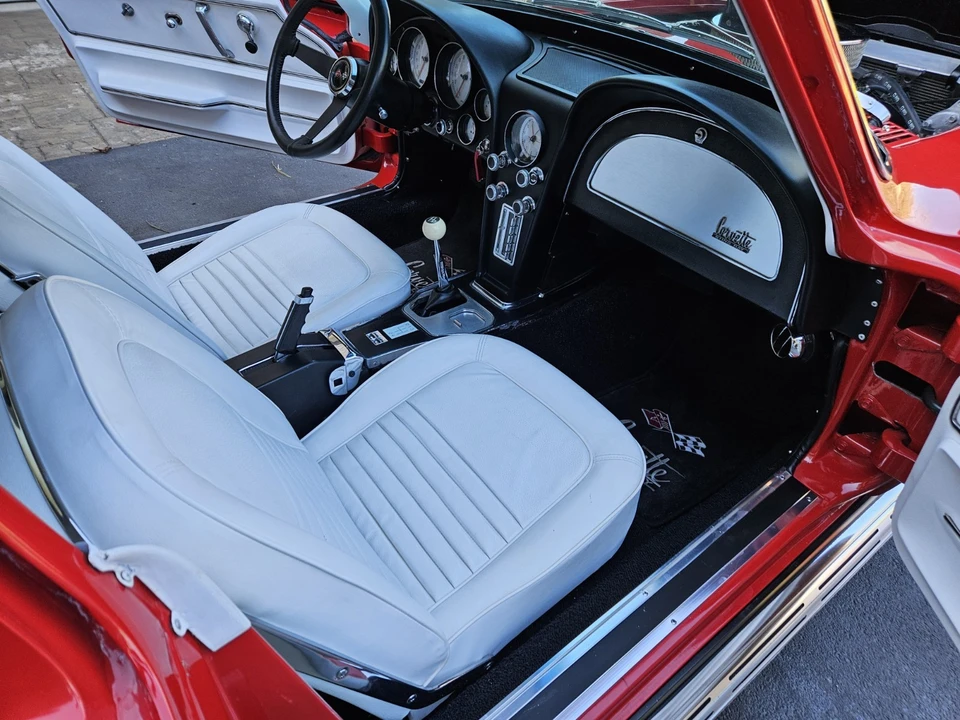 1967 Chevrolet Corvette C2 - Image 12 of 21
