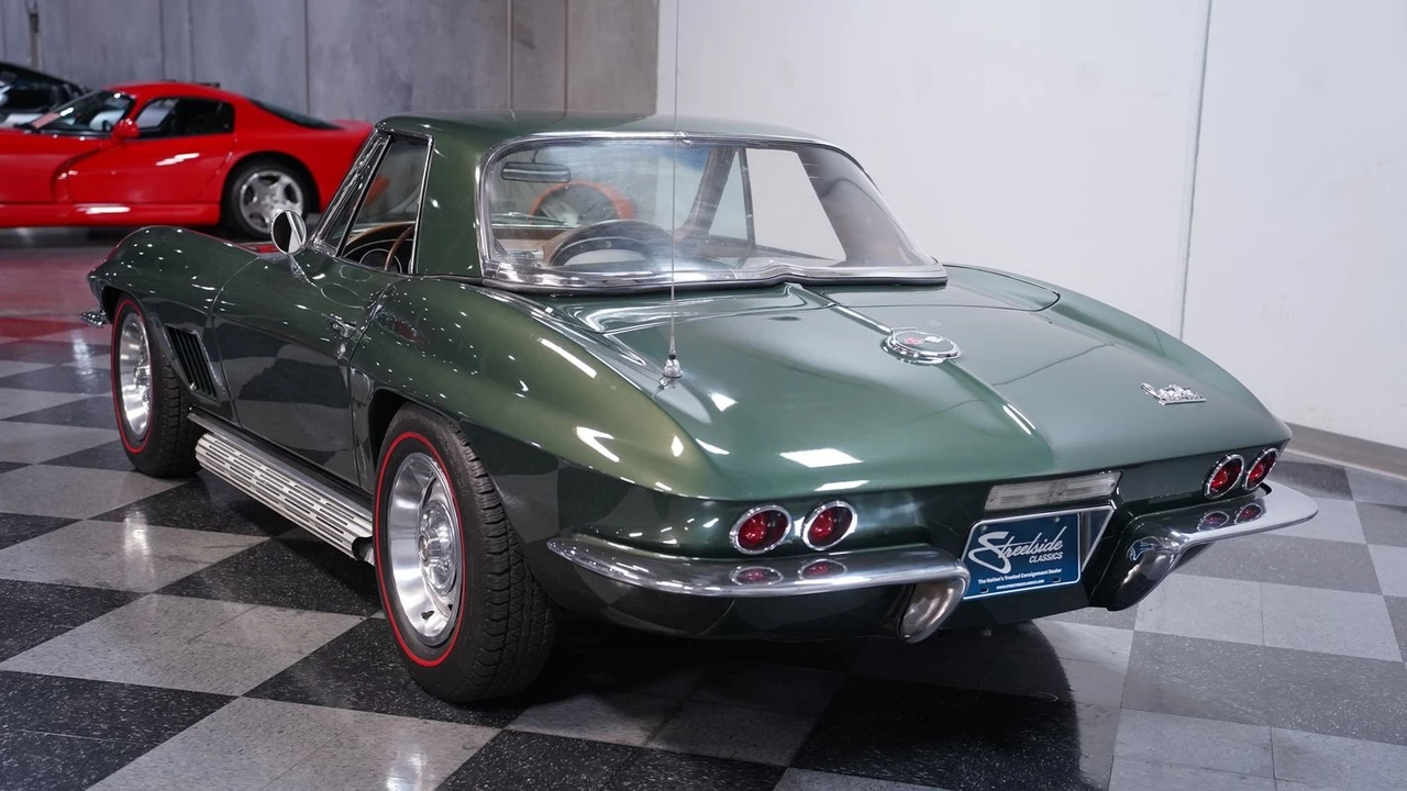 1967 Chevrolet Corvette C2 - Image 9 of 12