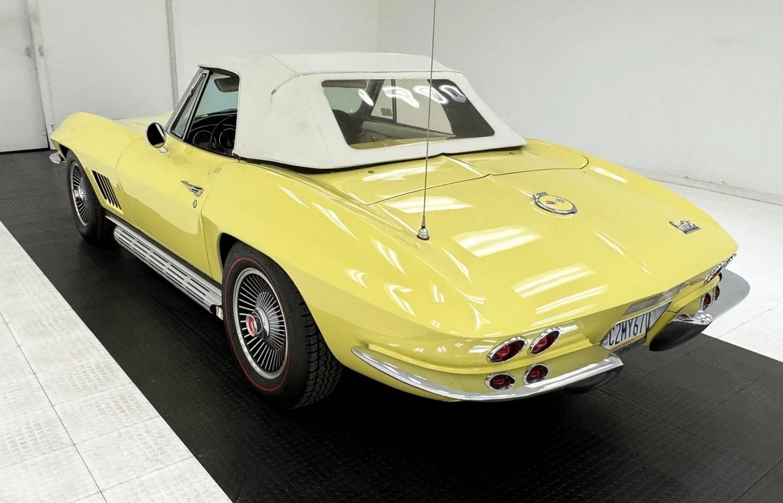 1967 Chevrolet Corvette C2 - Image 8 of 31