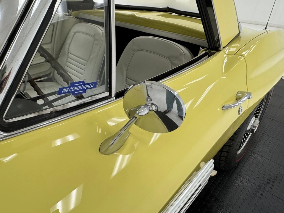1967 Chevrolet Corvette C2 - Image 24 of 31