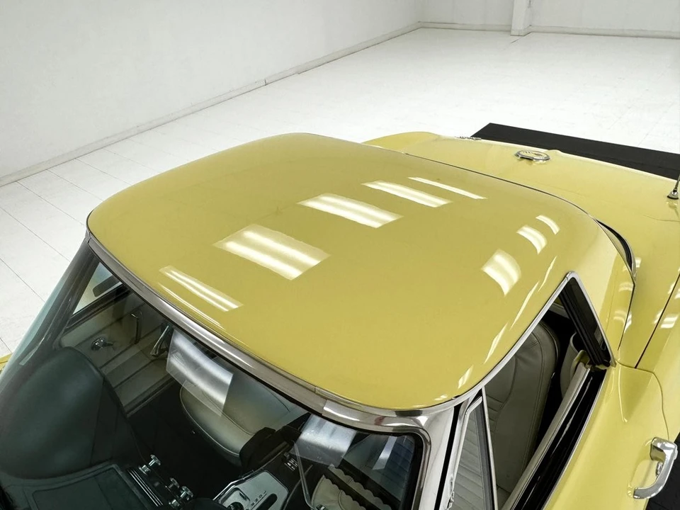 1967 Chevrolet Corvette C2 - Image 22 of 31