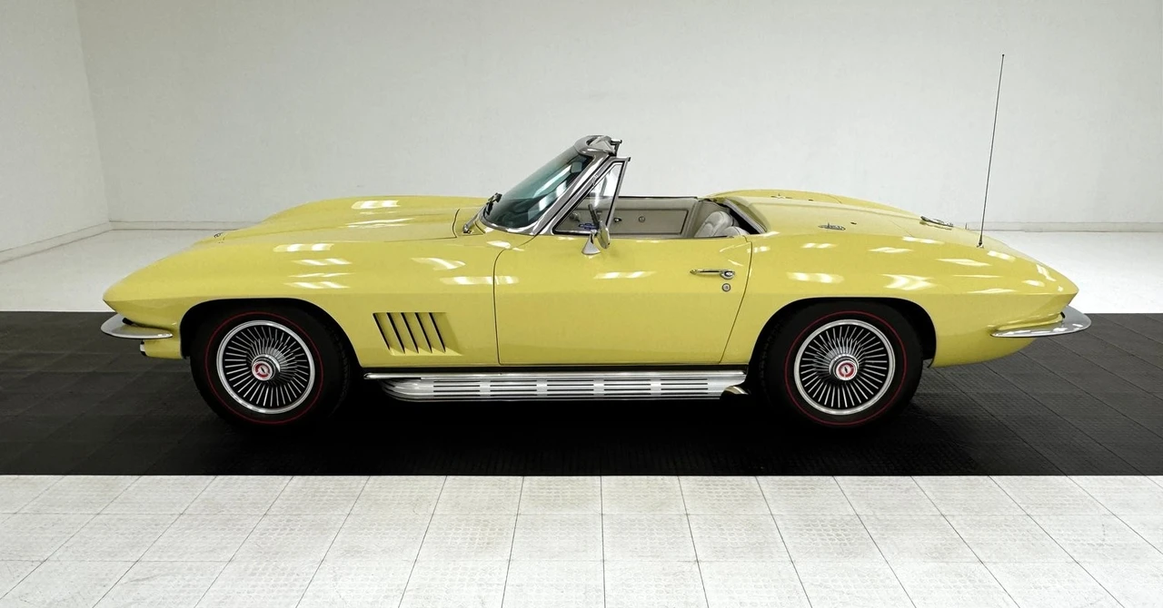 1967 Chevrolet Corvette C2 - Image 6 of 31