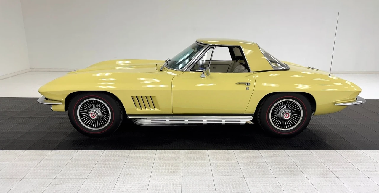 1967 Chevrolet Corvette C2 - Image 4 of 31