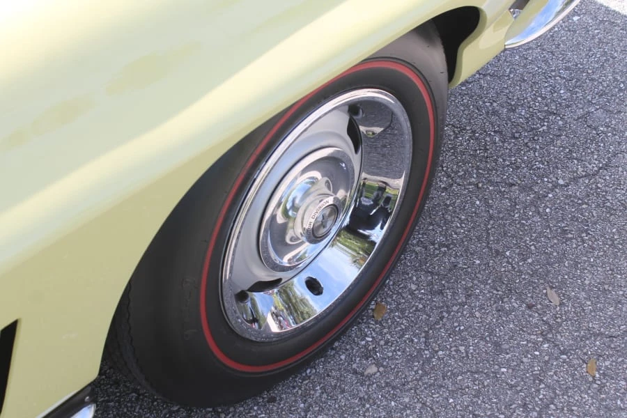 1967 Chevrolet Corvette C2 - Image 8 of 12