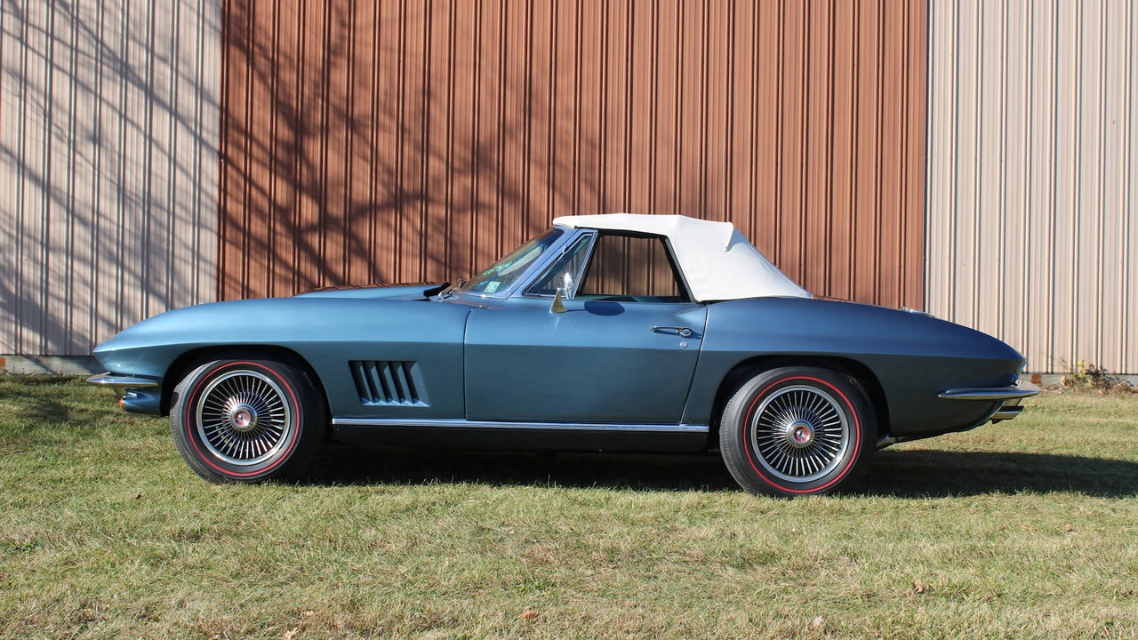 1967 Chevrolet Corvette C2 - Image 2 of 23