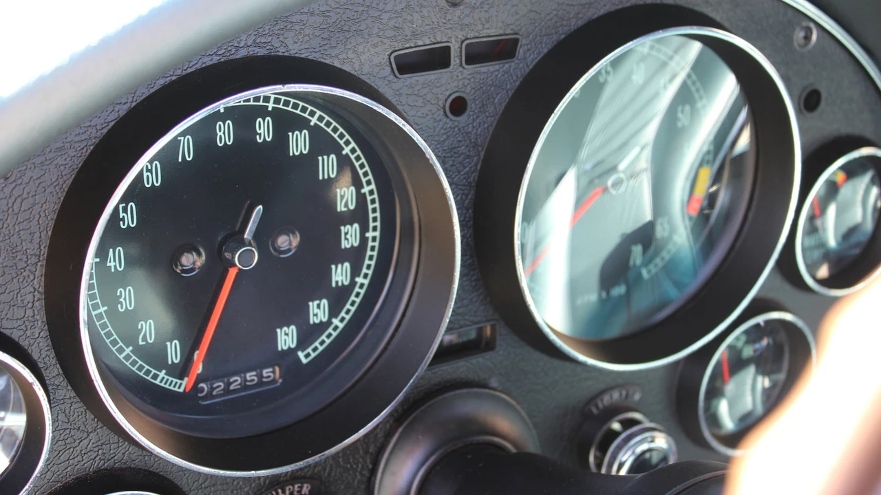 1967 Chevrolet Corvette C2 - Image 11 of 23