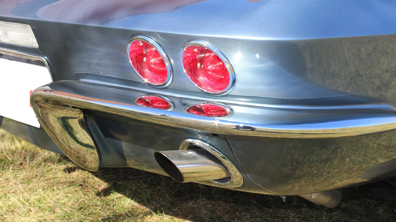1967 Chevrolet Corvette C2 - Image 17 of 23