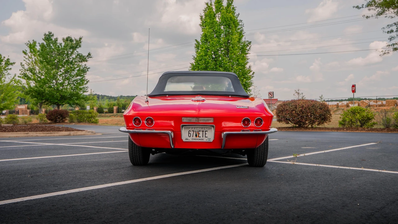 1967 Chevrolet Corvette C2 - Image 11 of 31