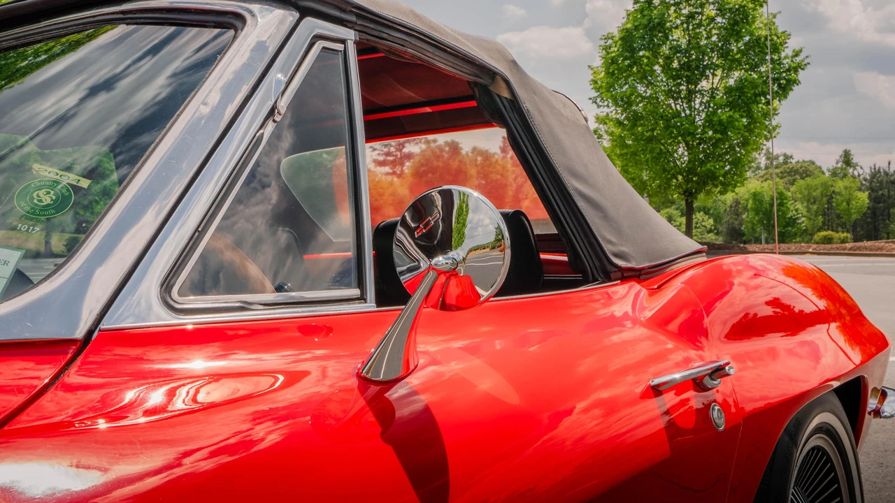 1967 Chevrolet Corvette C2 - Image 26 of 31
