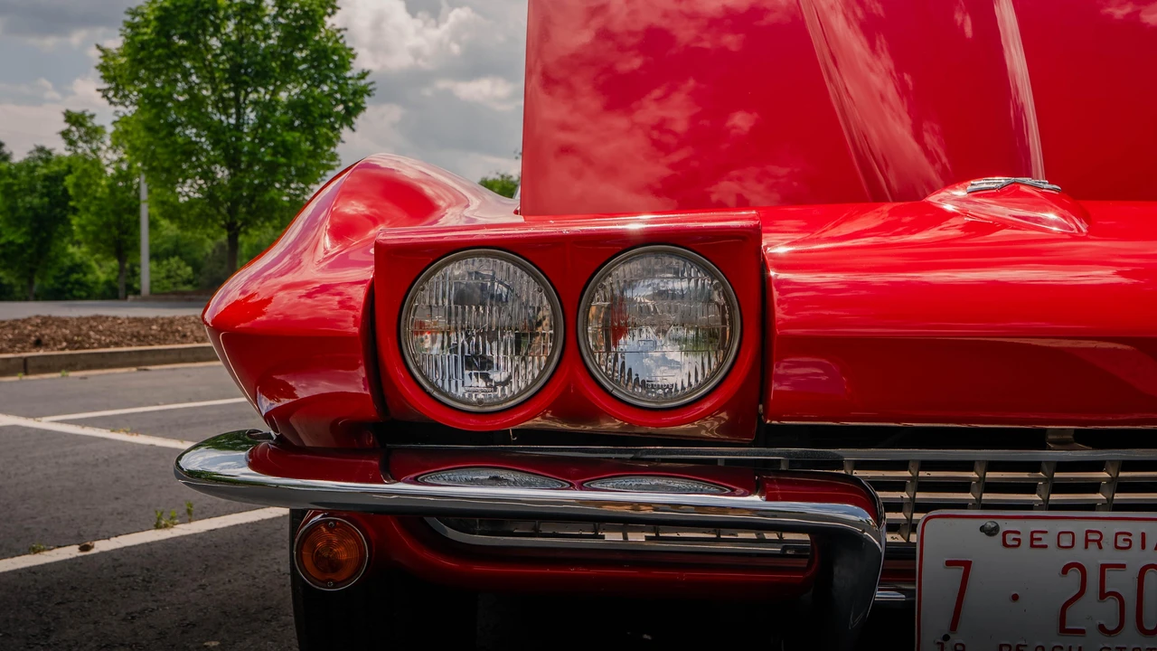 1967 Chevrolet Corvette C2 - Image 18 of 31