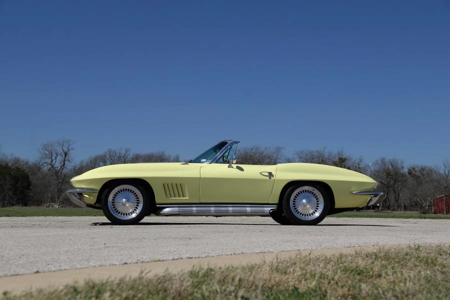 1967 Chevrolet Corvette C2 - Image 2 of 27