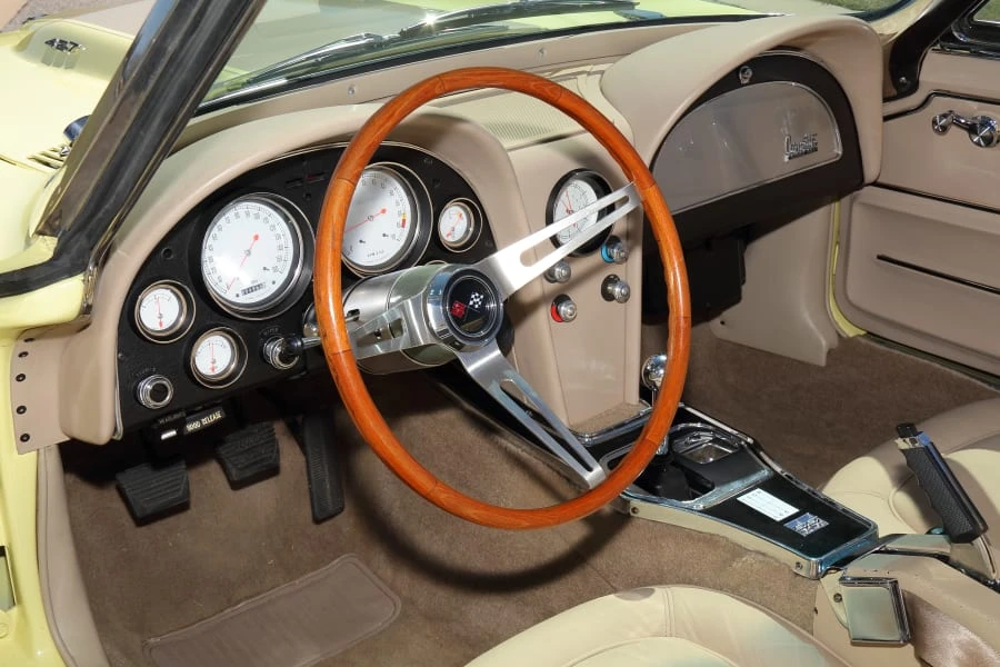 1967 Chevrolet Corvette C2 - Image 21 of 27