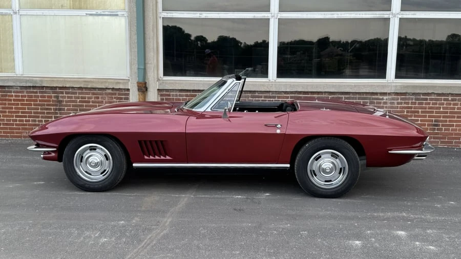 1967 Chevrolet Corvette C2 - Image 2 of 12